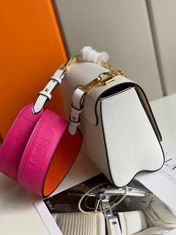 VUITTON TWIST LOUIS MM 0503
